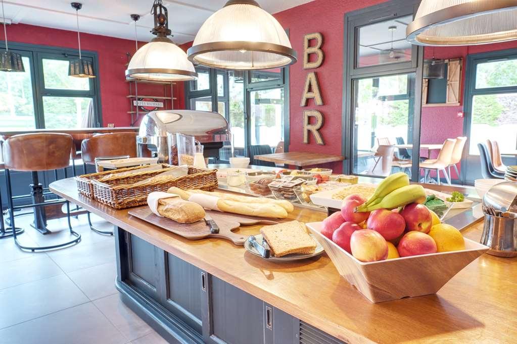 Kyriad Lille Est - Hem Restoran fotoğraf
