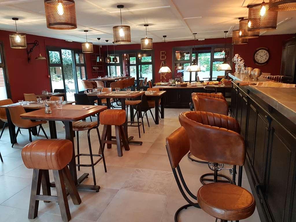 Kyriad Lille Est - Hem Restoran fotoğraf