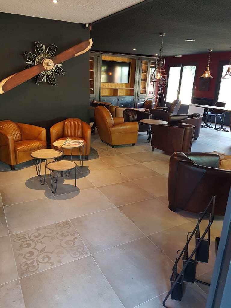 Kyriad Lille Est - Hem Restoran fotoğraf
